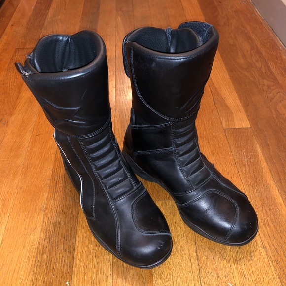 Women’s (US 6) Alpinestars motorcycle boots. - Picture 1 of 11